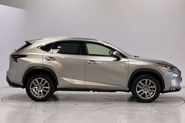 2015 Lexus NX NX200t Luxury AGZ10R