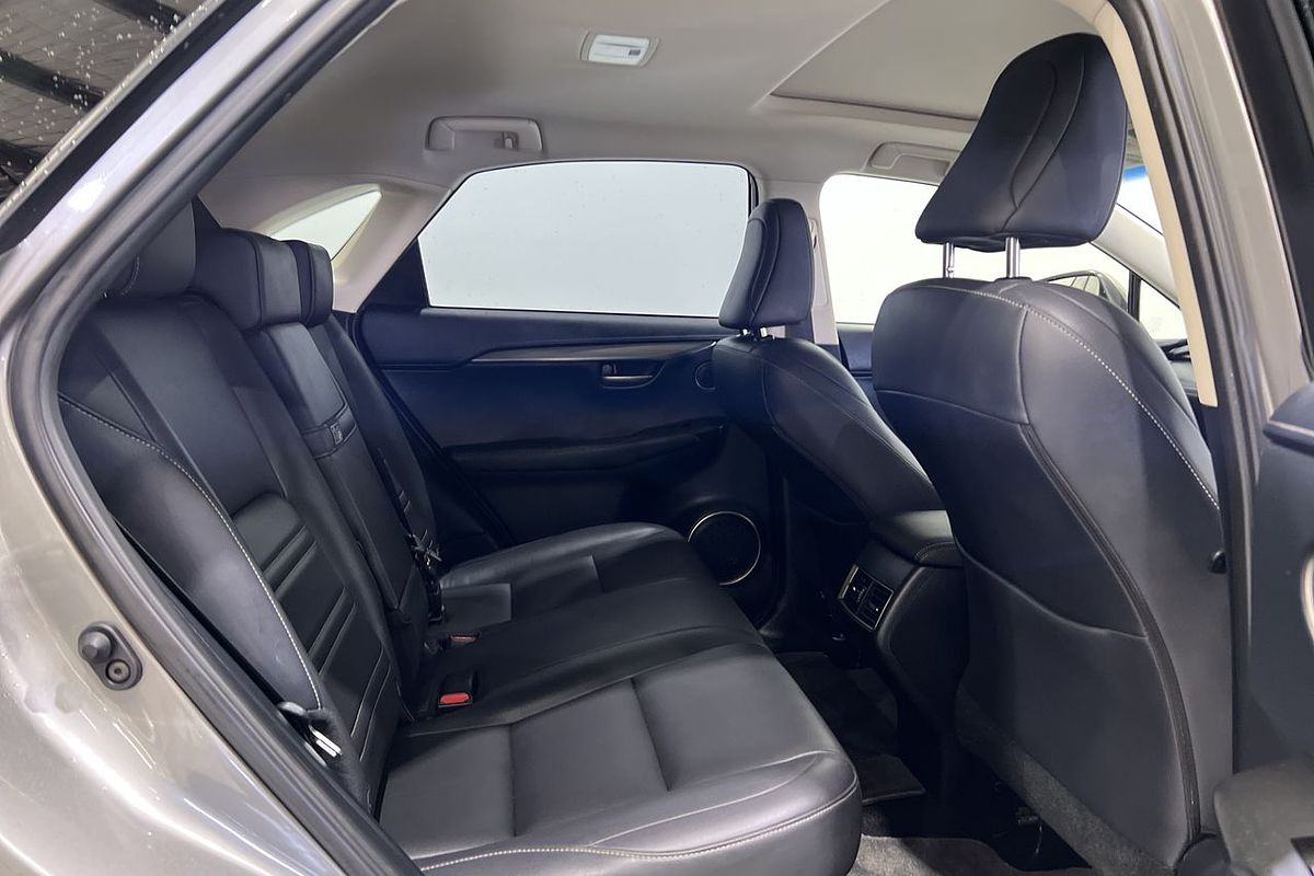 2015 Lexus NX NX200t Luxury AGZ10R
