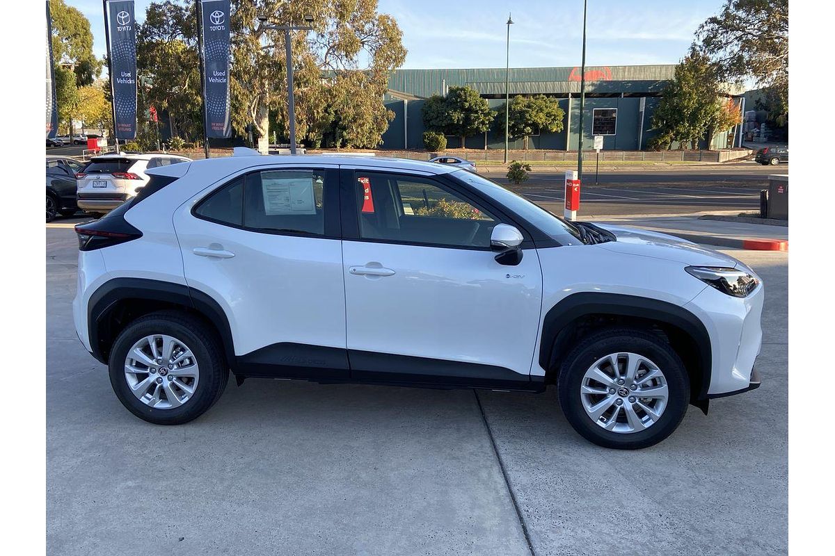 2024 Toyota Yaris Cross GX MXPJ10R