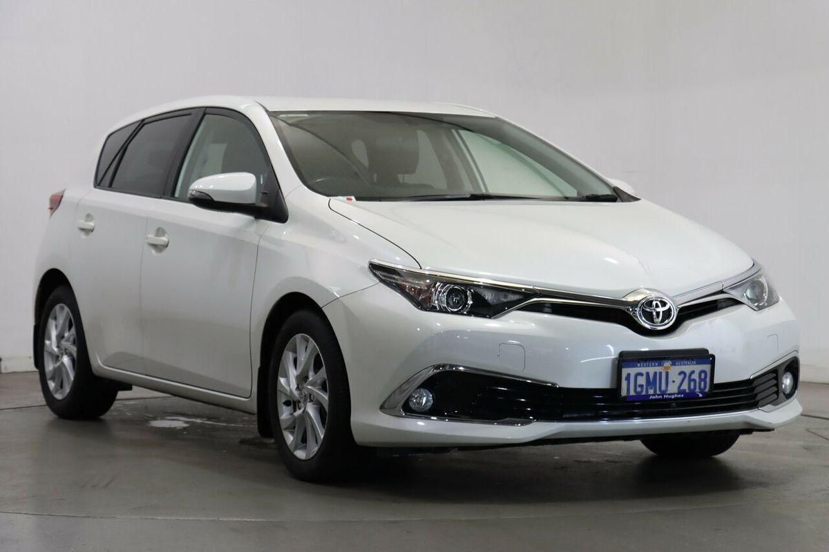2018 Toyota Corolla Ascent Sport ZRE182R