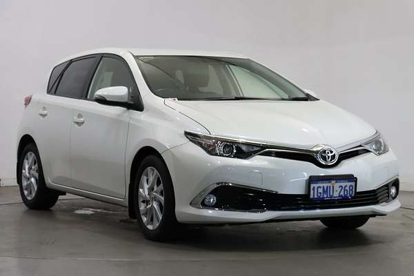 2018 Toyota Corolla Ascent Sport ZRE182R