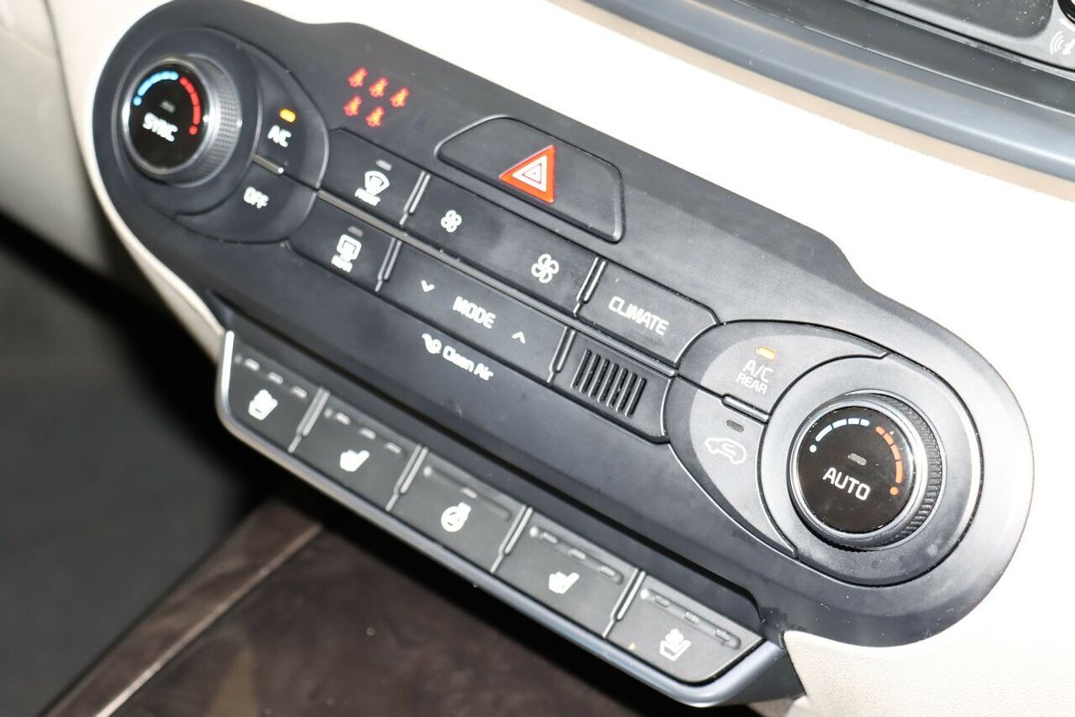 2017 Kia Sorento Platinum UM