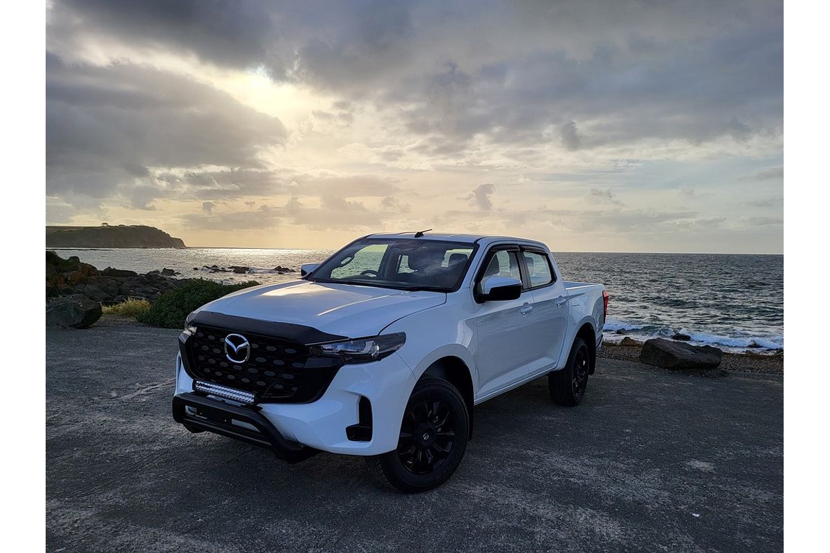Mazda BT-50 G 6AUTO 3.0L DUAL CAB PICKUP XT 4X4 - FIT UP - LOTS OF EXTRAS