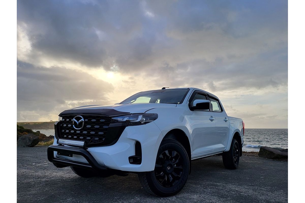 Mazda BT-50 G 6AUTO 3.0L DUAL CAB PICKUP XT 4X4 - FIT UP - LOTS OF EXTRAS