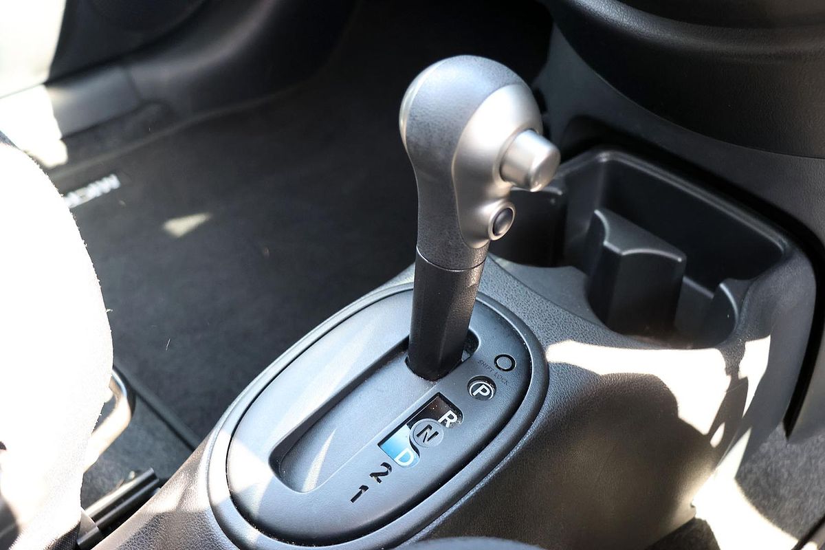 2012 Nissan Micra ST-L K13