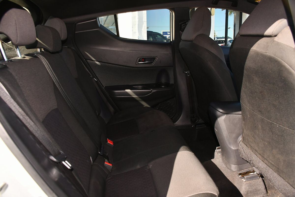 2020 Toyota C-HR GXL NGX10R