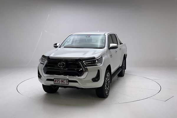2023 Toyota Hilux SR5 GUN126R 4X4