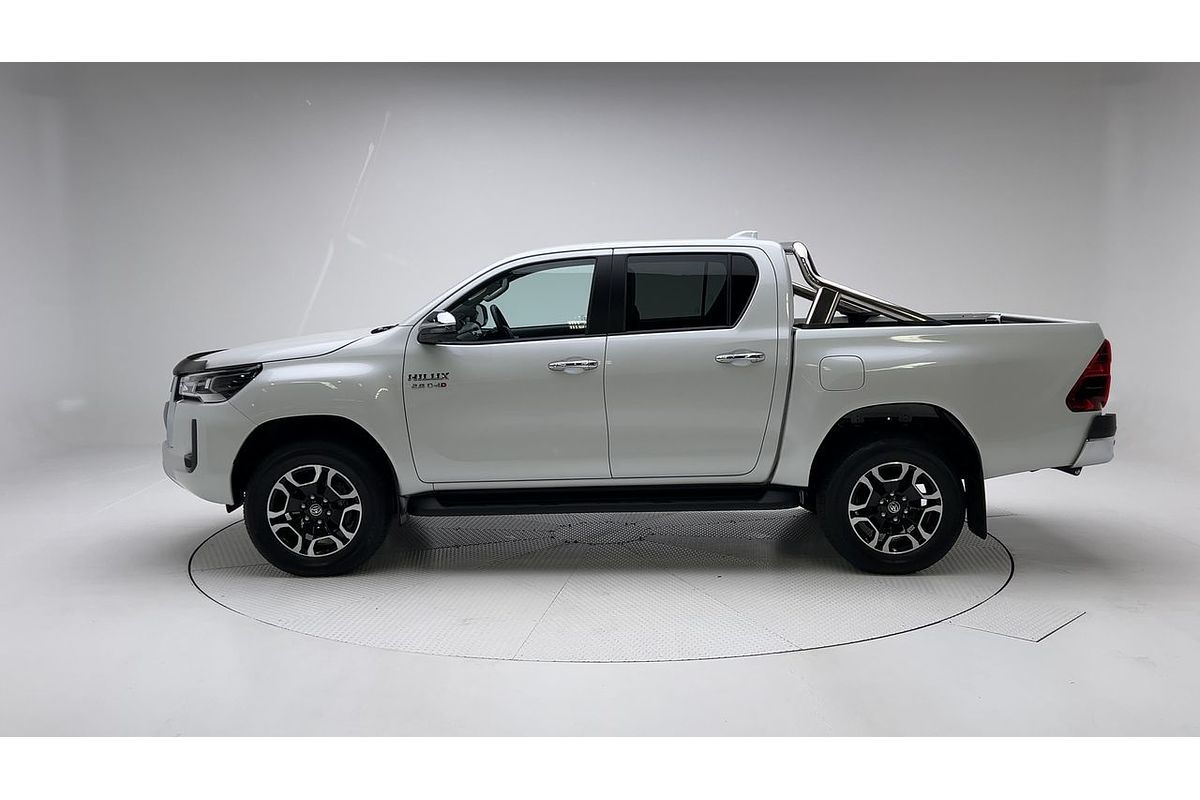 2023 Toyota Hilux SR5 GUN126R 4X4