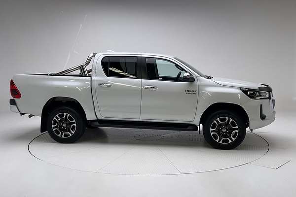 2023 Toyota Hilux SR5 GUN126R 4X4
