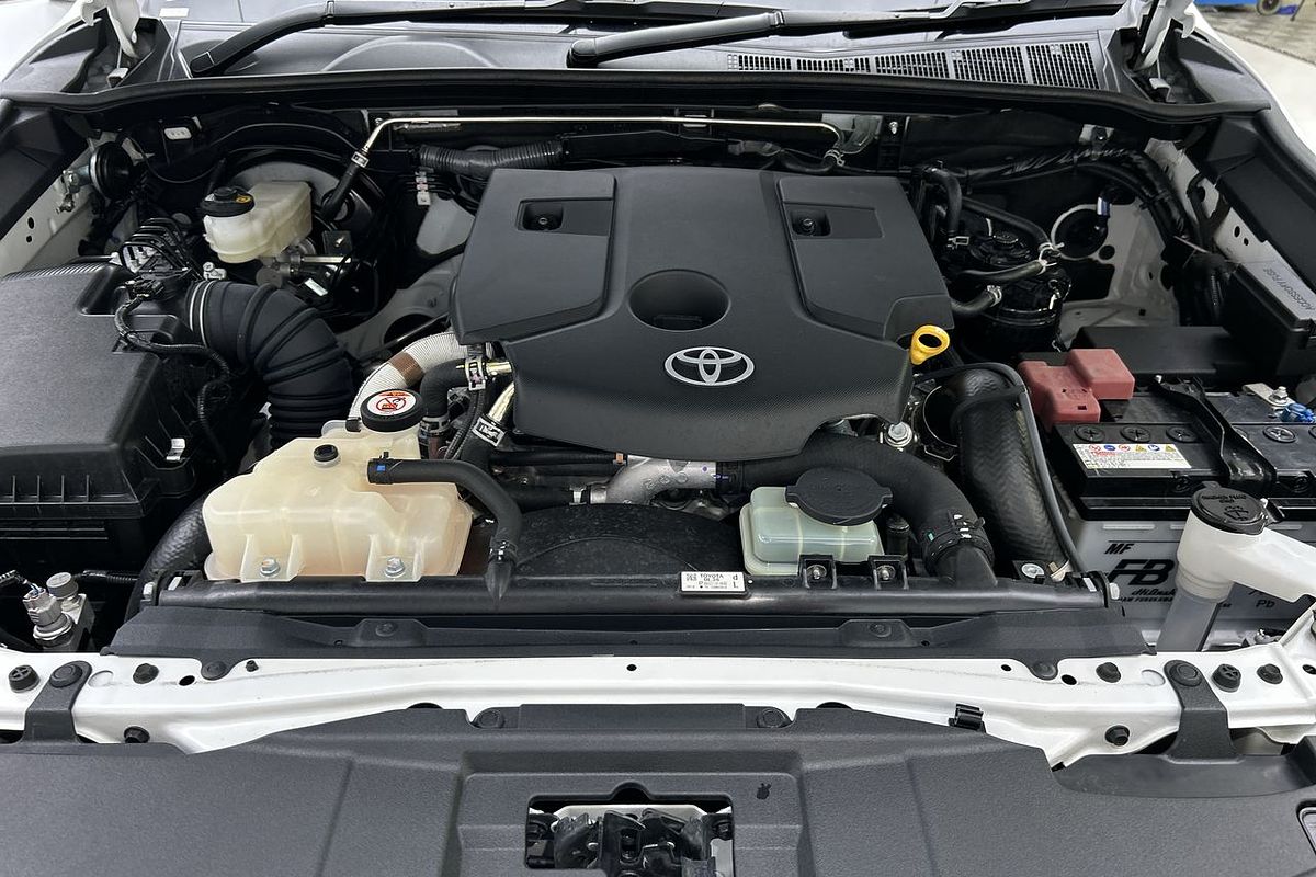 2023 Toyota Hilux SR5 GUN126R 4X4