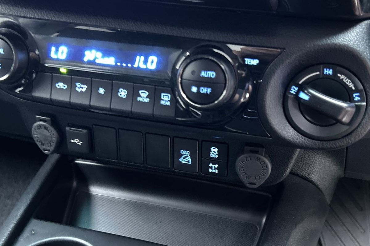 2023 Toyota Hilux SR5 GUN126R 4X4