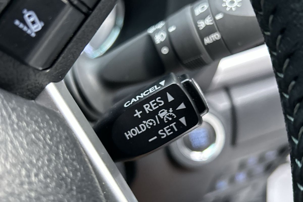 2023 Toyota Hilux SR5 GUN126R 4X4