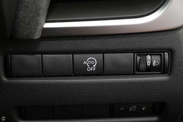 2025 Nissan QASHQAI ST J12