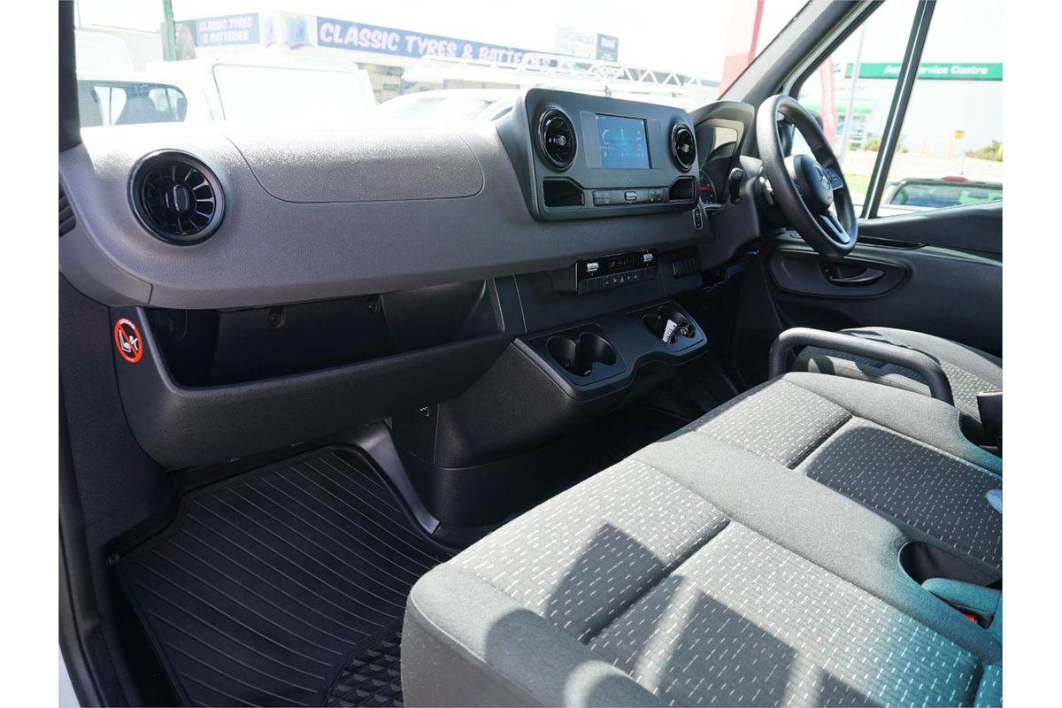 2021 Mercedes-Benz Sprinter 314CDI VS30