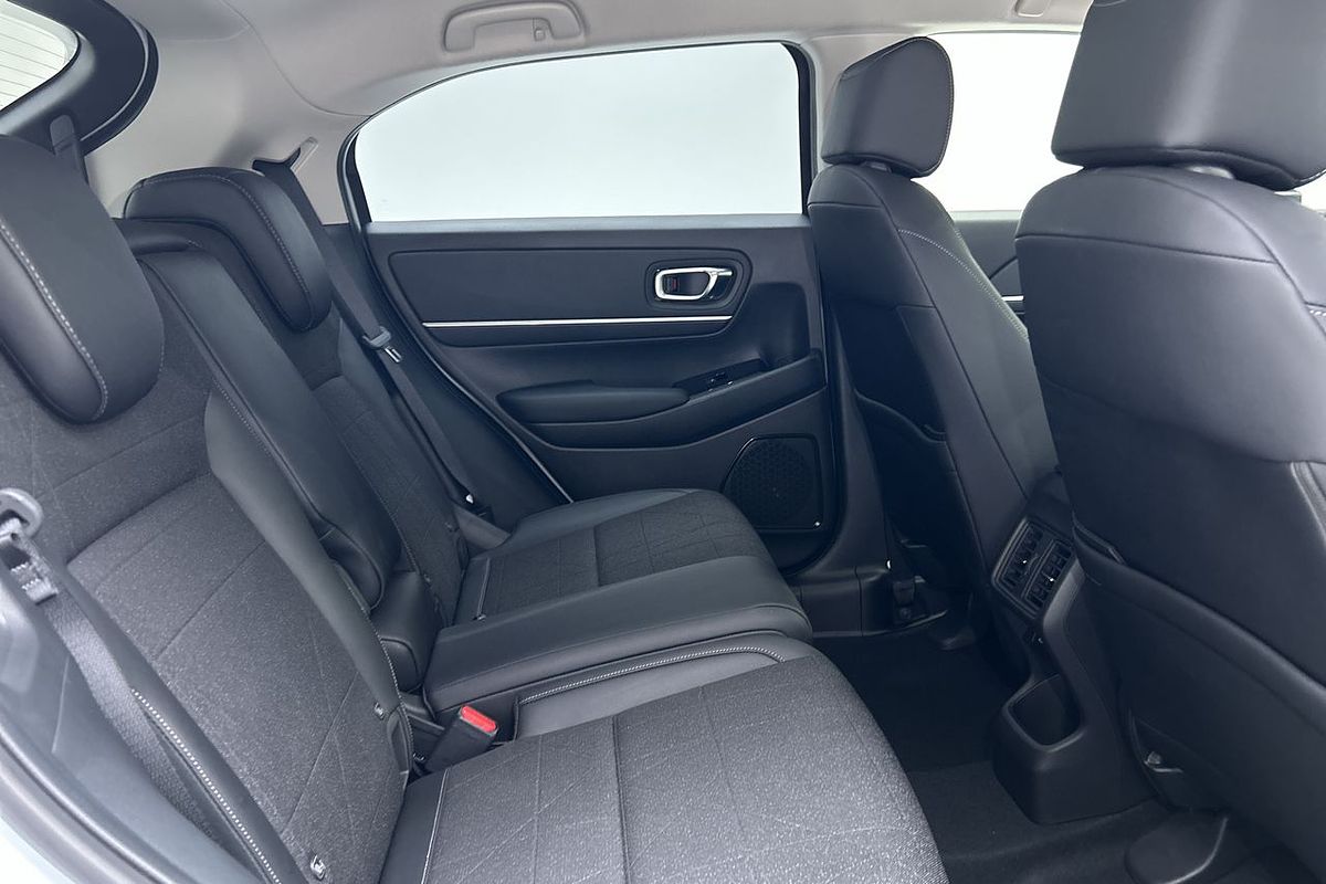 2024 Honda HR-V e:HEV L