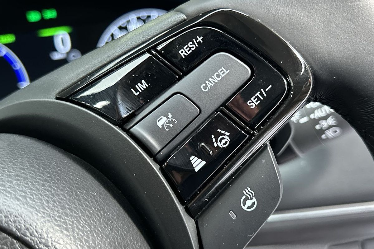 2024 Honda HR-V e:HEV L