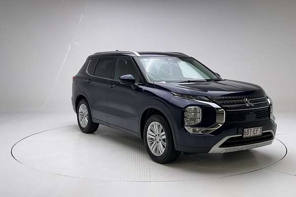 2022 Mitsubishi Outlander LS ZM