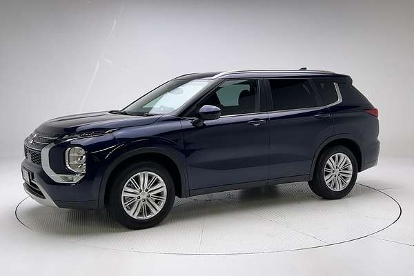 2022 Mitsubishi Outlander LS ZM