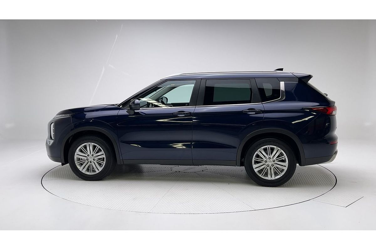 2022 Mitsubishi Outlander LS ZM