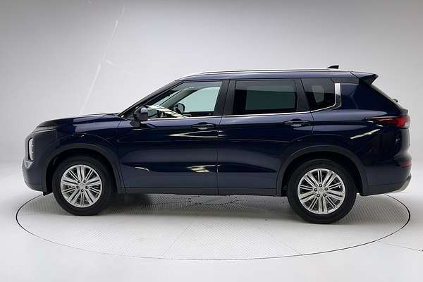 2022 Mitsubishi Outlander LS ZM