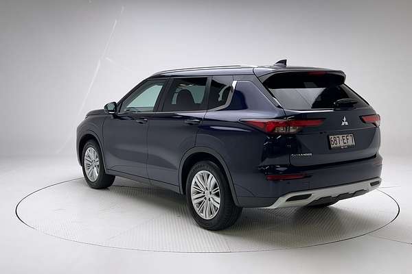 2022 Mitsubishi Outlander LS ZM