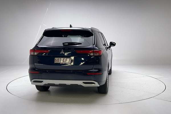 2022 Mitsubishi Outlander LS ZM
