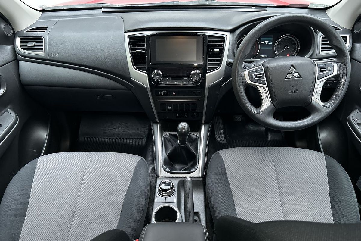 2019 Mitsubishi Triton GLX+ MR 4X4