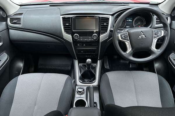 2019 Mitsubishi Triton GLX+ MR 4X4