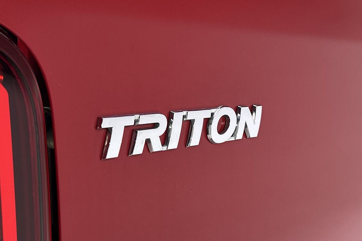 2019 Mitsubishi Triton GLX+ MR 4X4