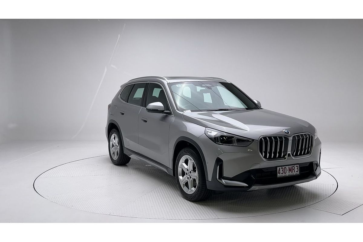 2023 BMW X1 sDrive18i U11