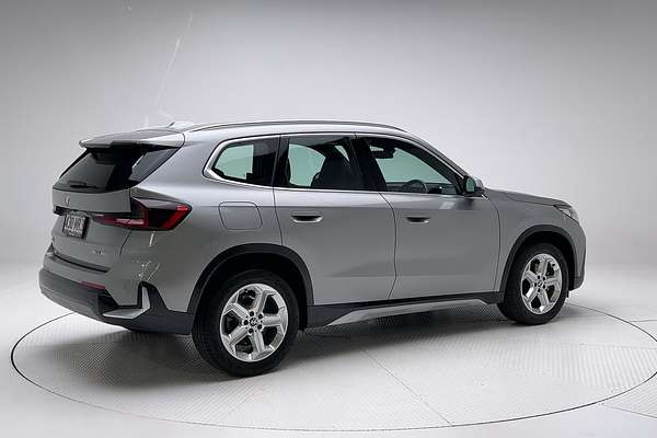 2023 BMW X1 sDrive18i U11