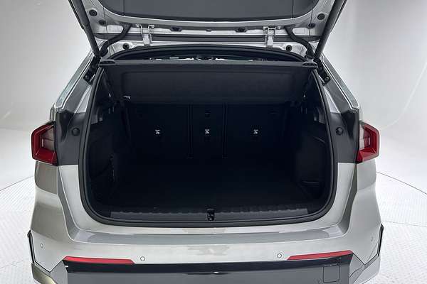 2023 BMW X1 sDrive18i U11