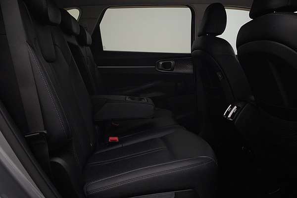 2022 Kia Sorento Sport MQ4