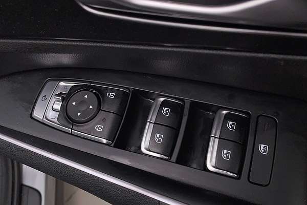 2022 Kia Sorento Sport MQ4