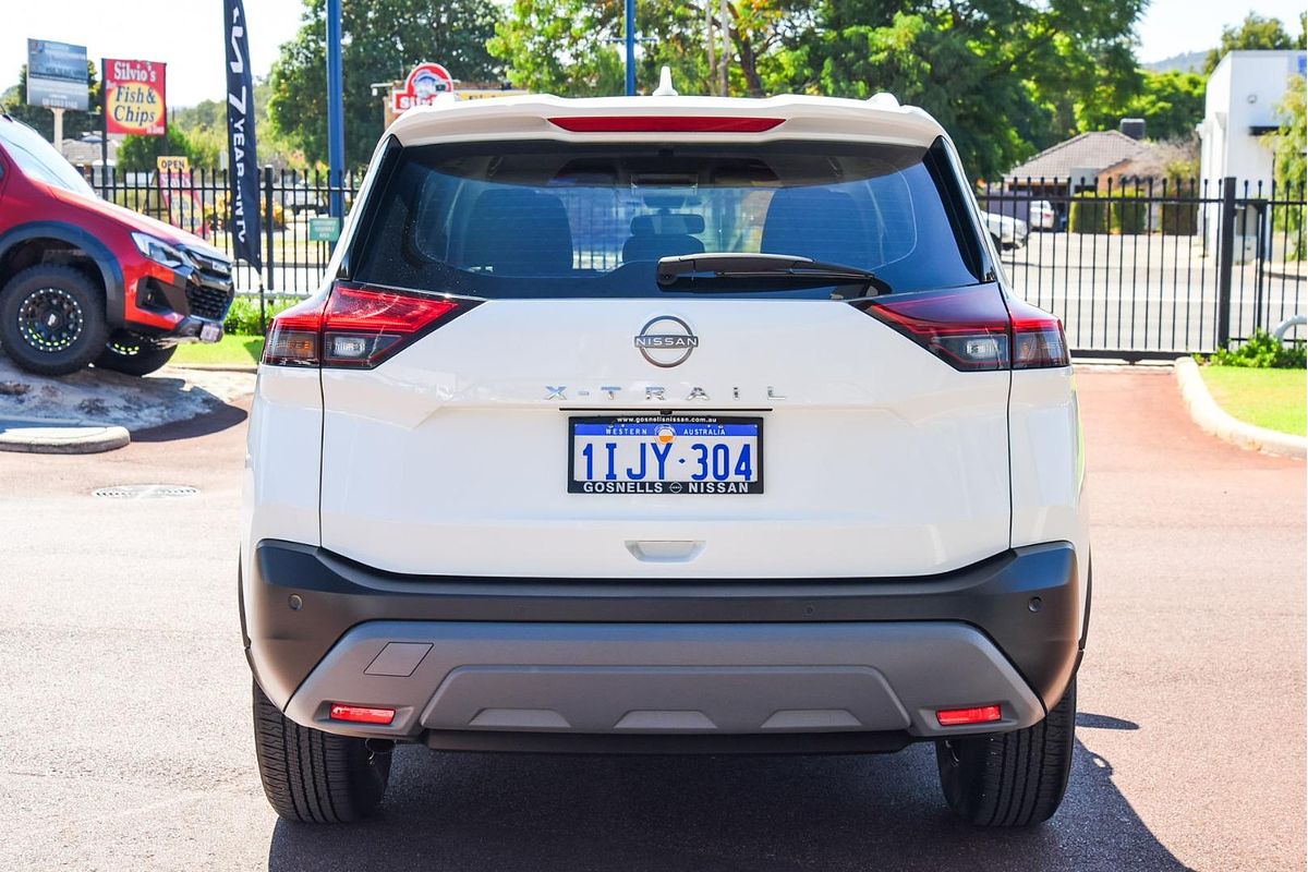 2024 Nissan X-TRAIL ST T33