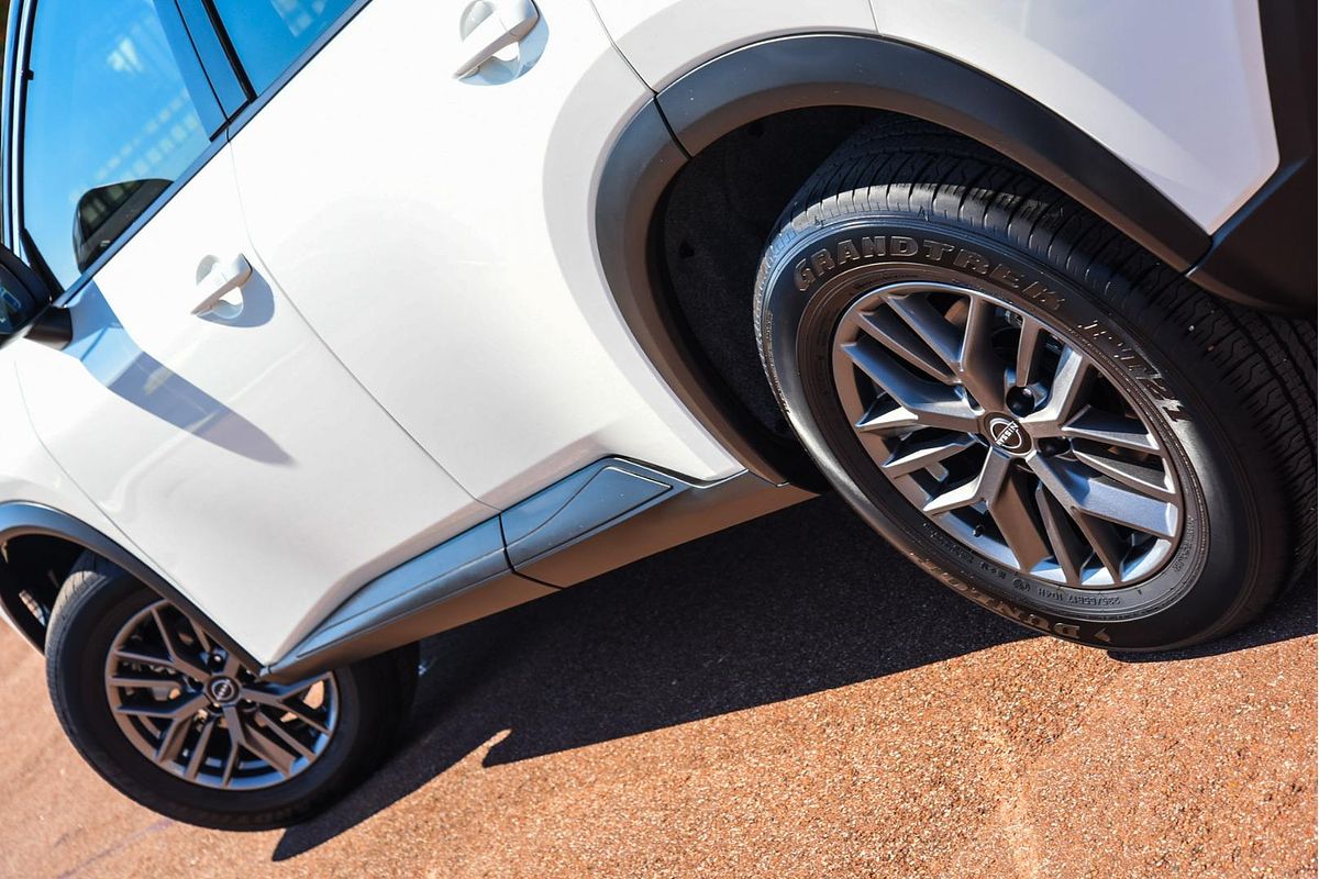 2024 Nissan X-TRAIL ST T33