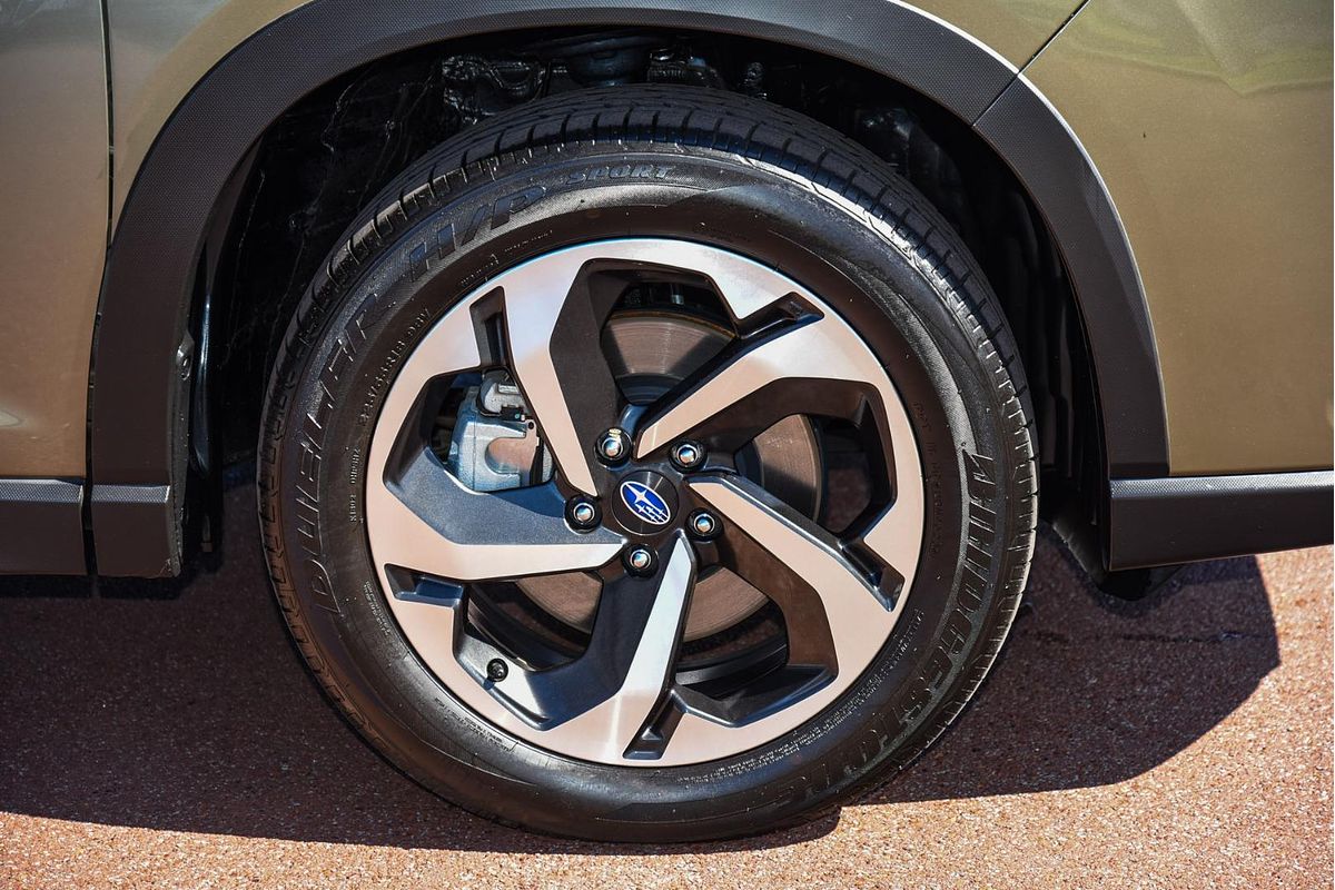 2024 Subaru Forester 2.5i-S S5