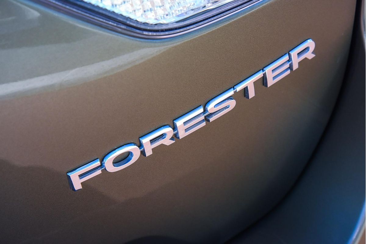2024 Subaru Forester 2.5i-S S5