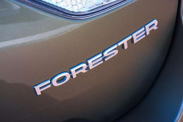 2024 Subaru Forester 2.5i-S S5