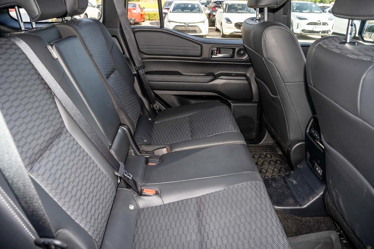 2024 Toyota Landcruiser Prado VX GDJ251R