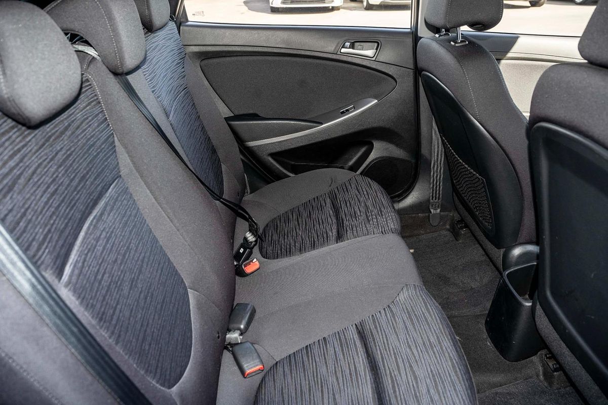 2017 Hyundai Accent Active RB4