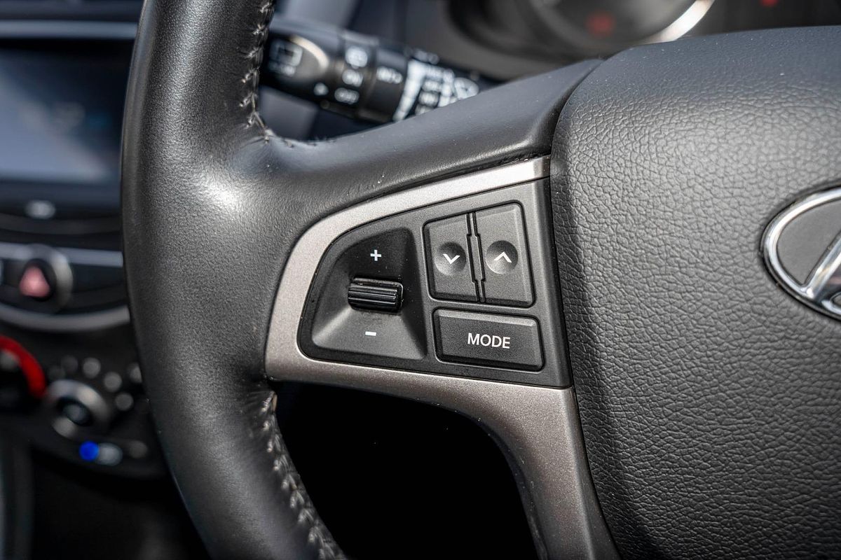 2017 Hyundai Accent Active RB4