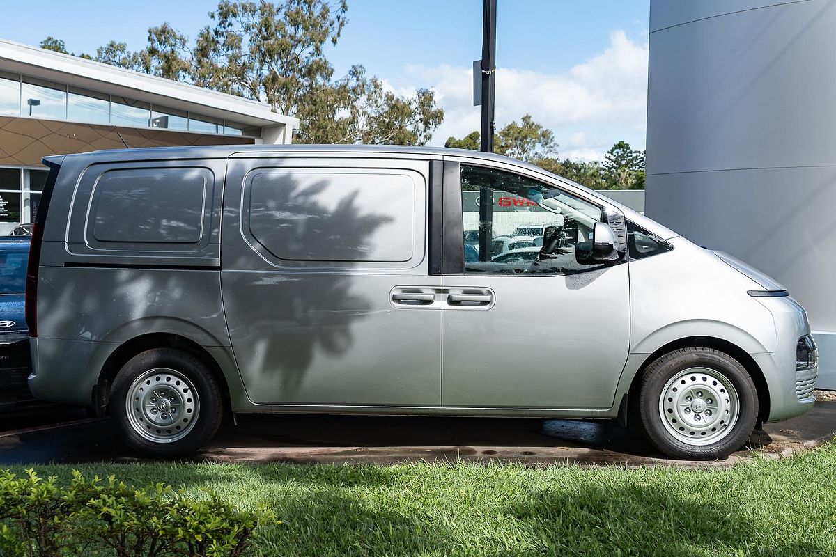 2023 Hyundai STARIA LOAD US4.V2