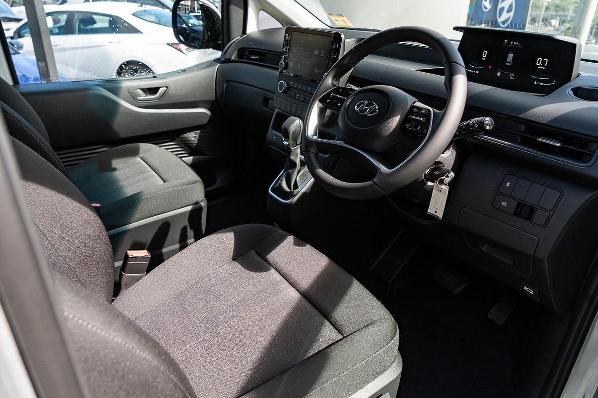 2023 Hyundai STARIA LOAD US4.V2