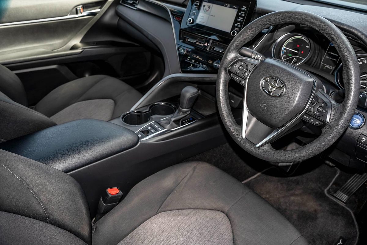 2022 Toyota Camry Ascent AXVH70R