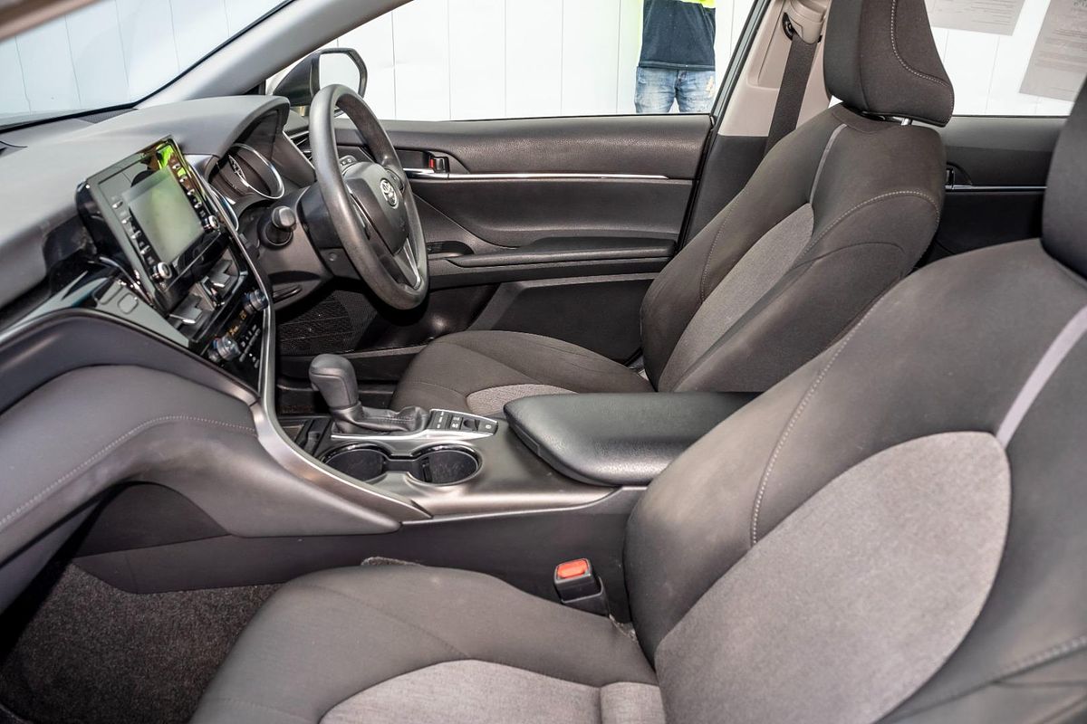 2022 Toyota Camry Ascent AXVH70R