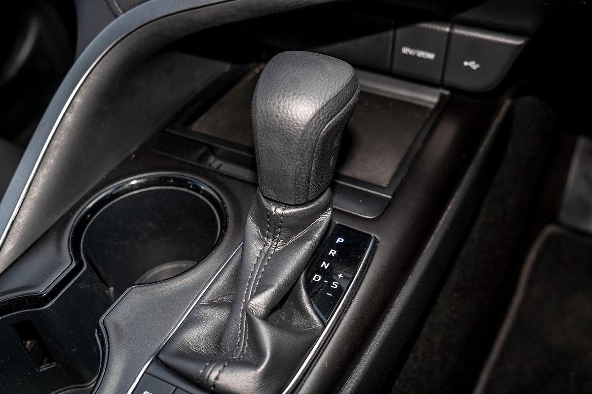 2022 Toyota Camry Ascent AXVH70R