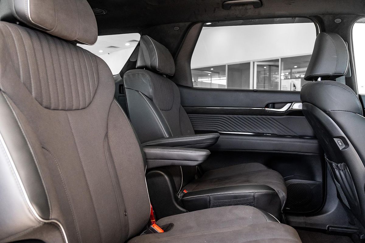 2025 Hyundai Palisade Calligraphy Black Ink LX2.V5