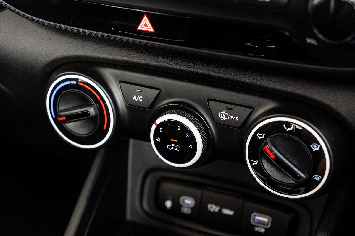 2024 Hyundai Venue Active QX.V5