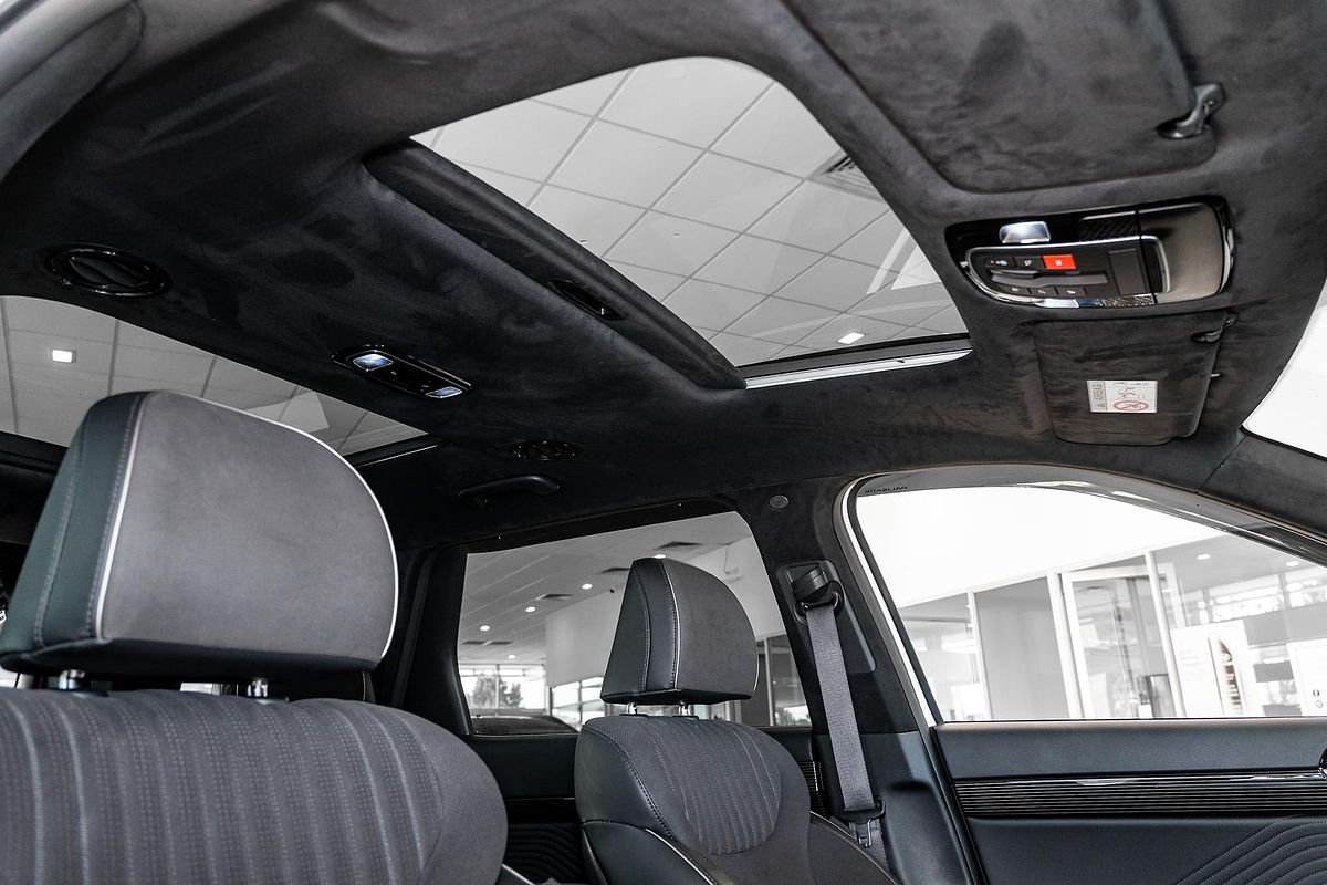 2025 Hyundai Palisade Calligraphy Black Ink LX2.V5